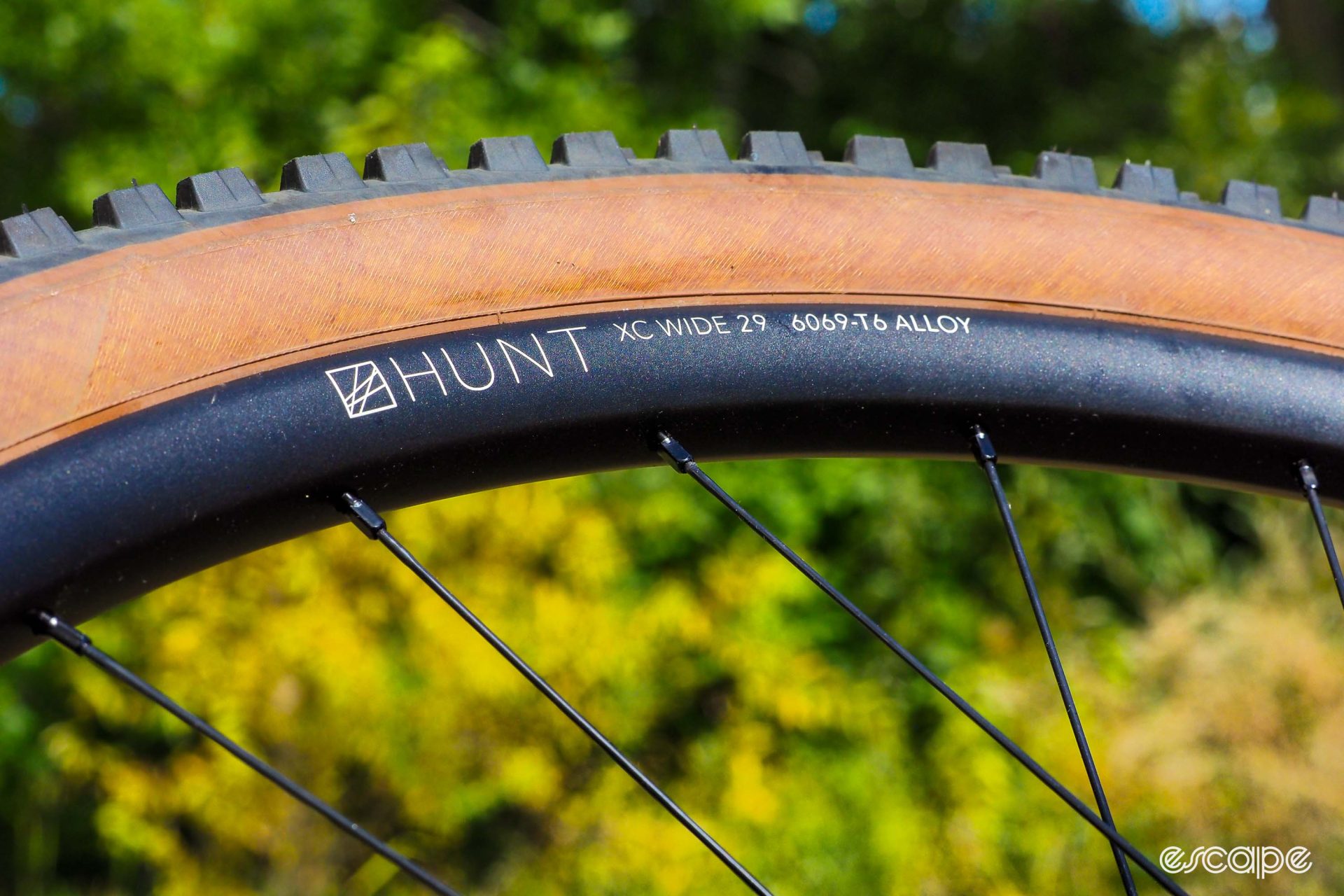 Hunt XC Wide V3 front rim