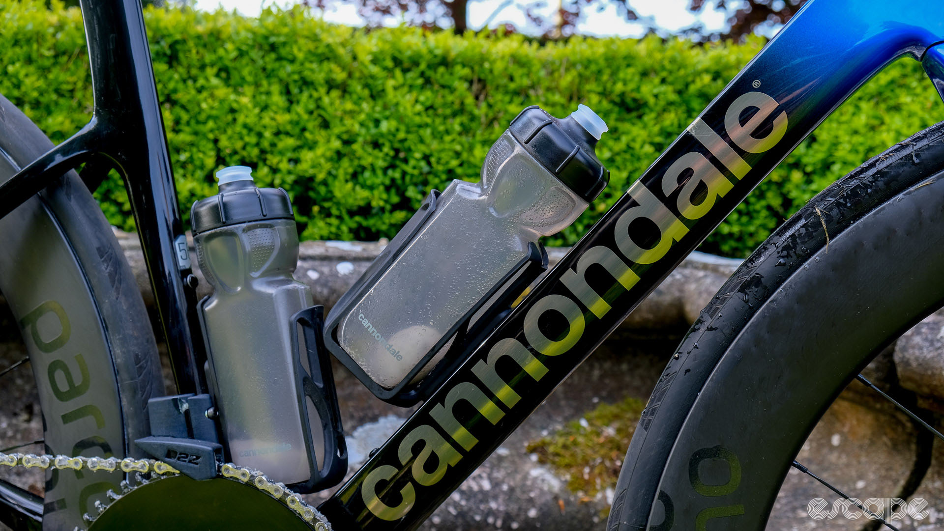 The image shows the Gripper Aero bottles on the optimised Cannondale SuperSix Evo Hi-Mod 2 built for the Ras Tailteann stage race.