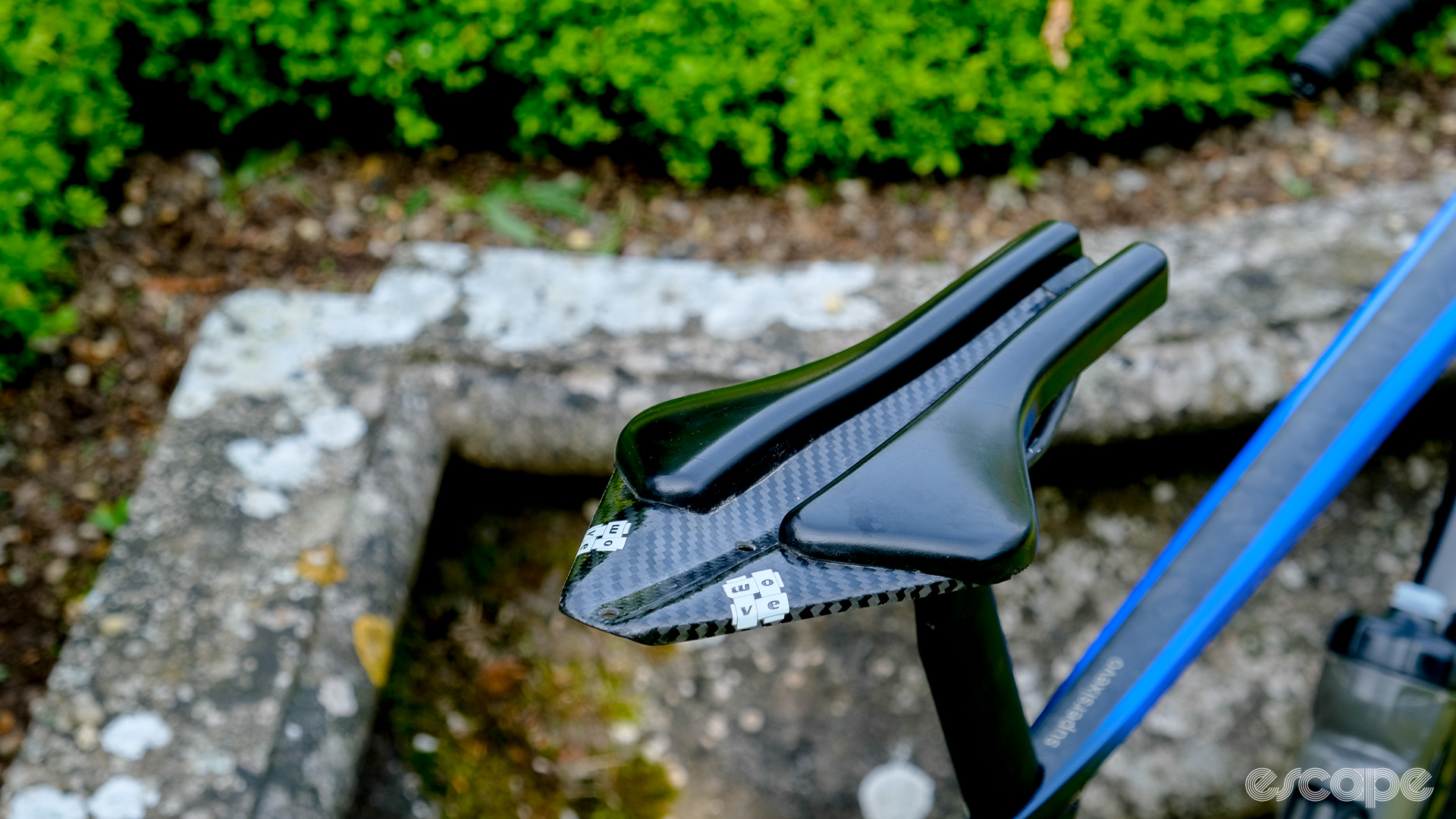 The image shows the Wove V8 saddle on the optimised Cannondale SuperSix Evo Hi-Mod 2 built for the Ras Tailteann stage race.