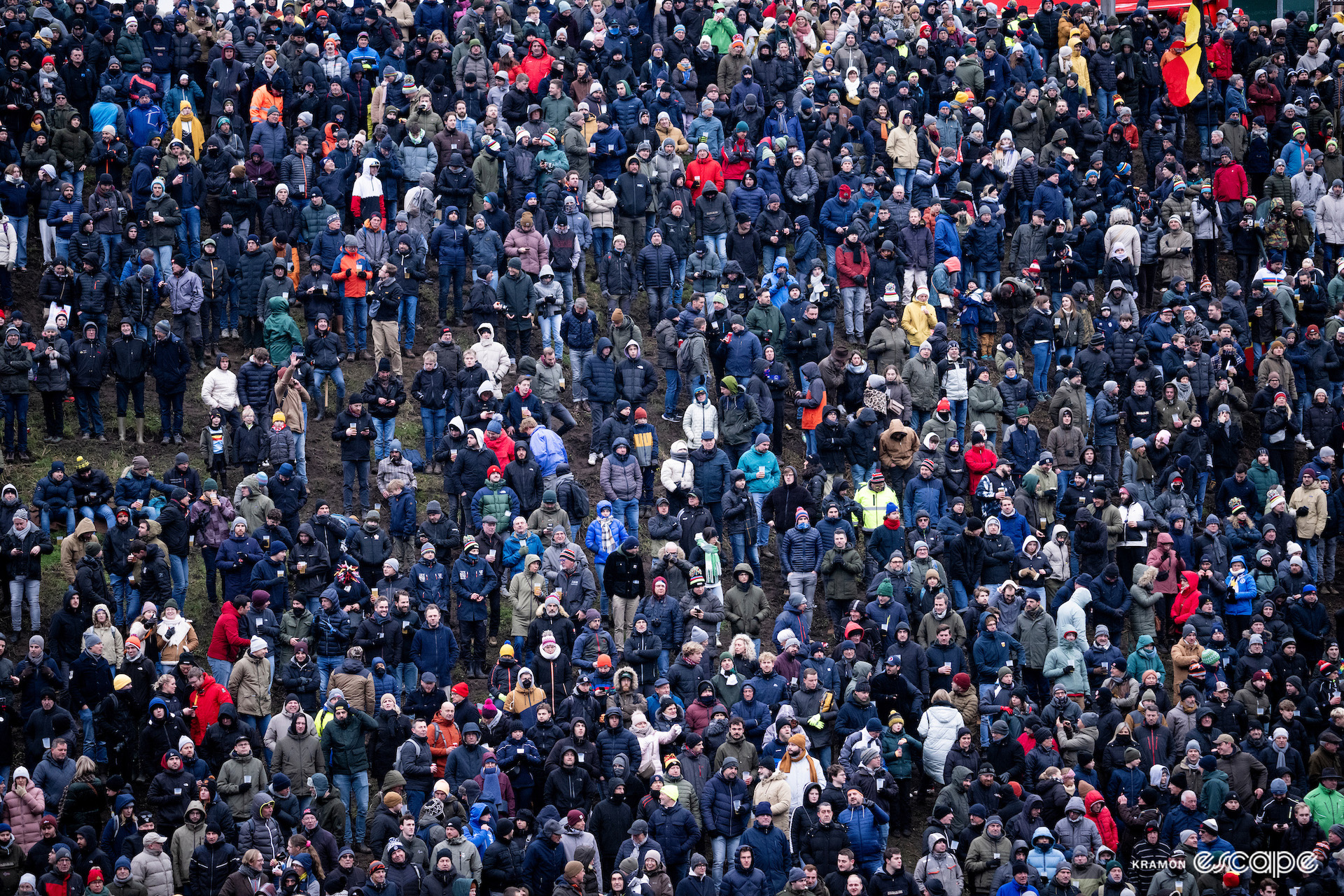 The huge crowd in the famous pit during UCI World Cup Zonhoven.