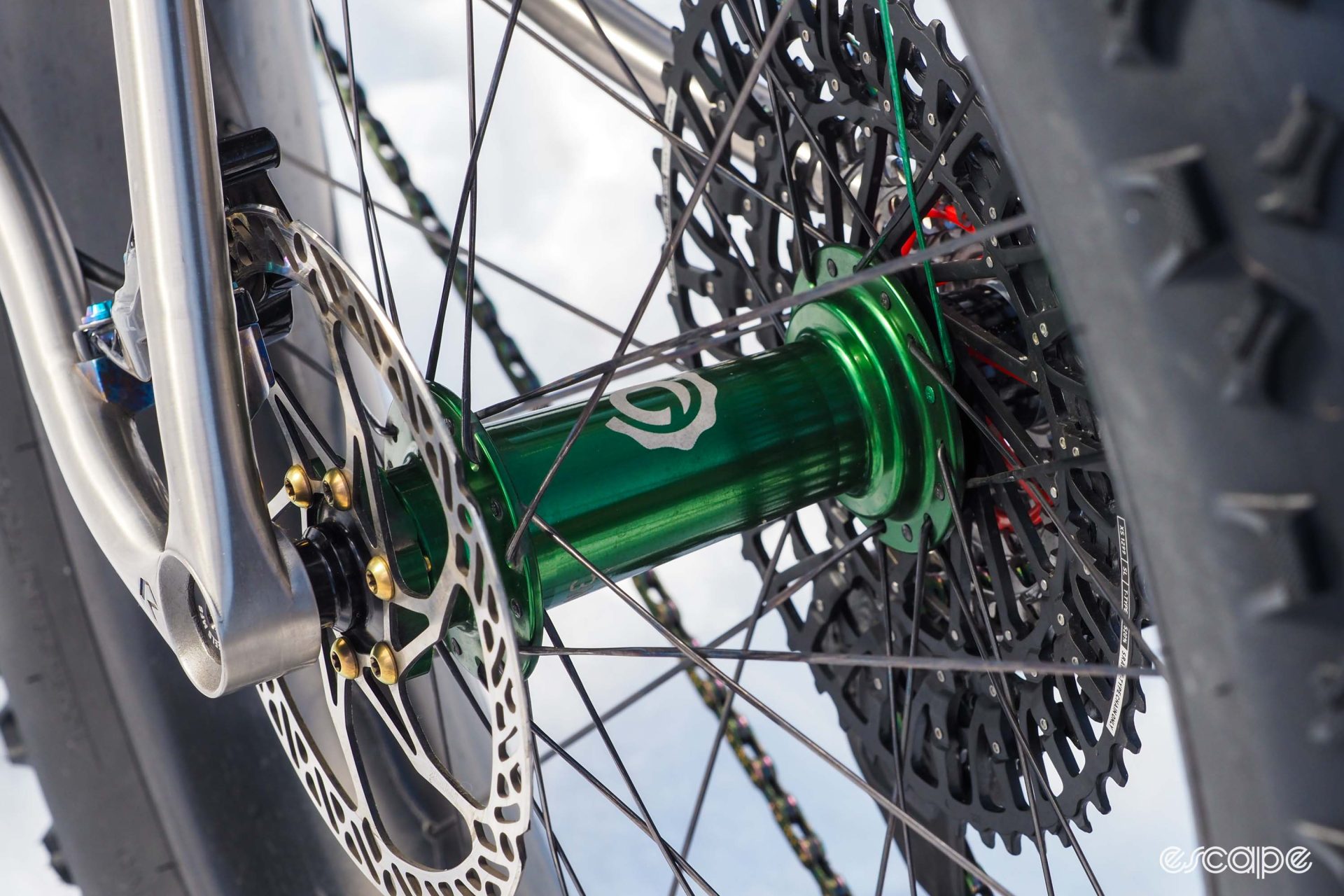 Rise Bikes Grizzly Industry Nine green fat bike rear hub