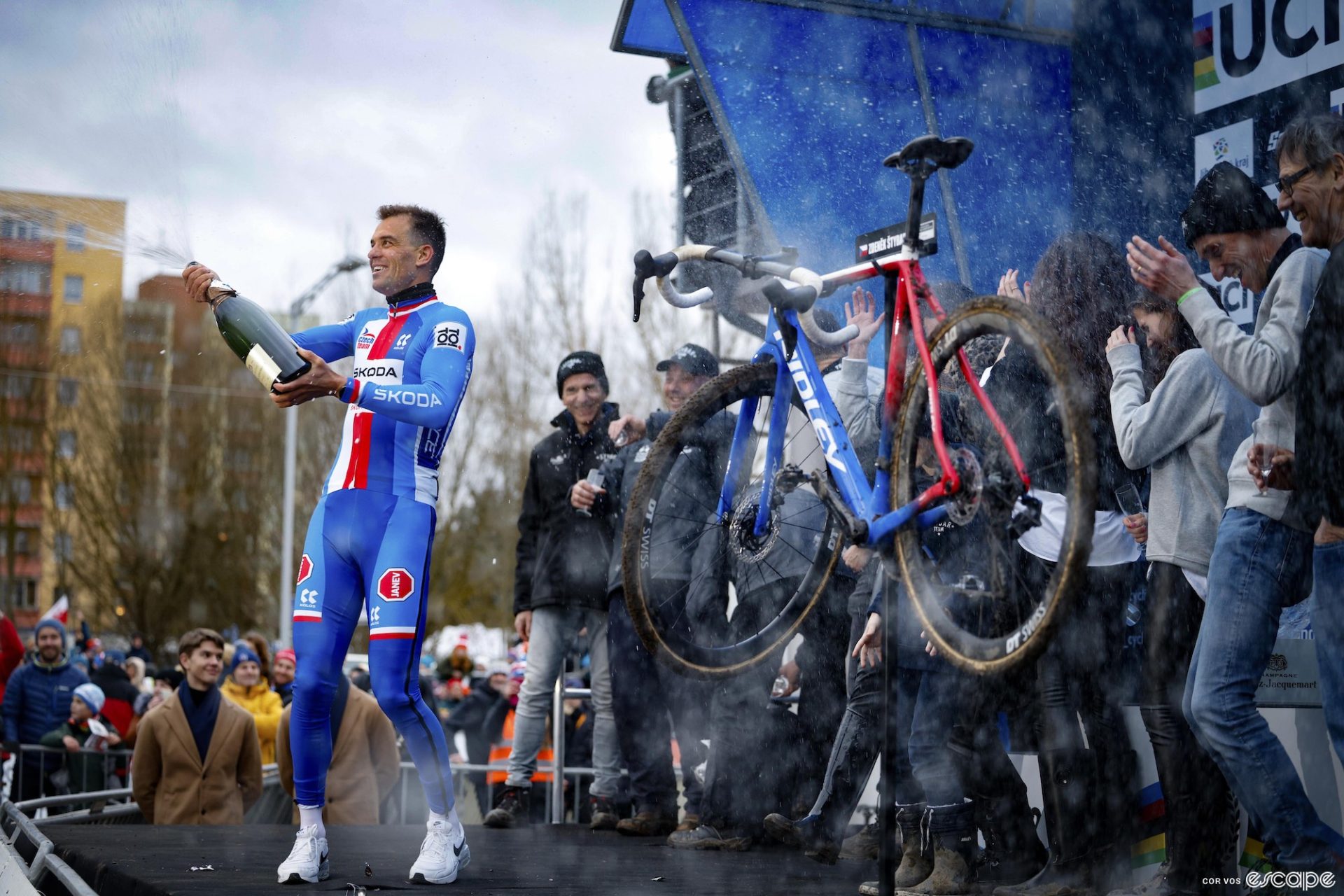 Zdeněk Štybar celebrates his career.