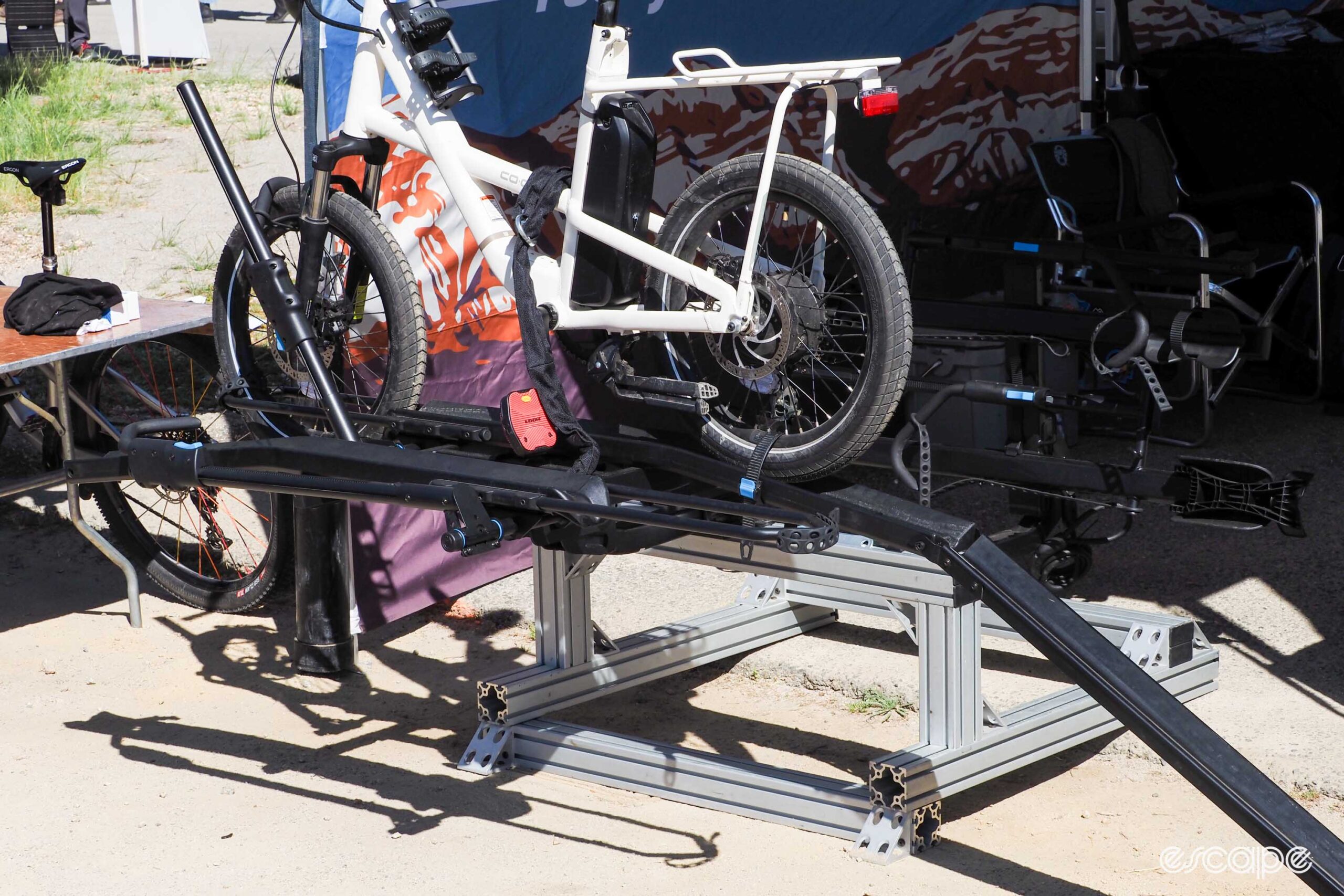 RockyMounts GigaWatt hitch rack