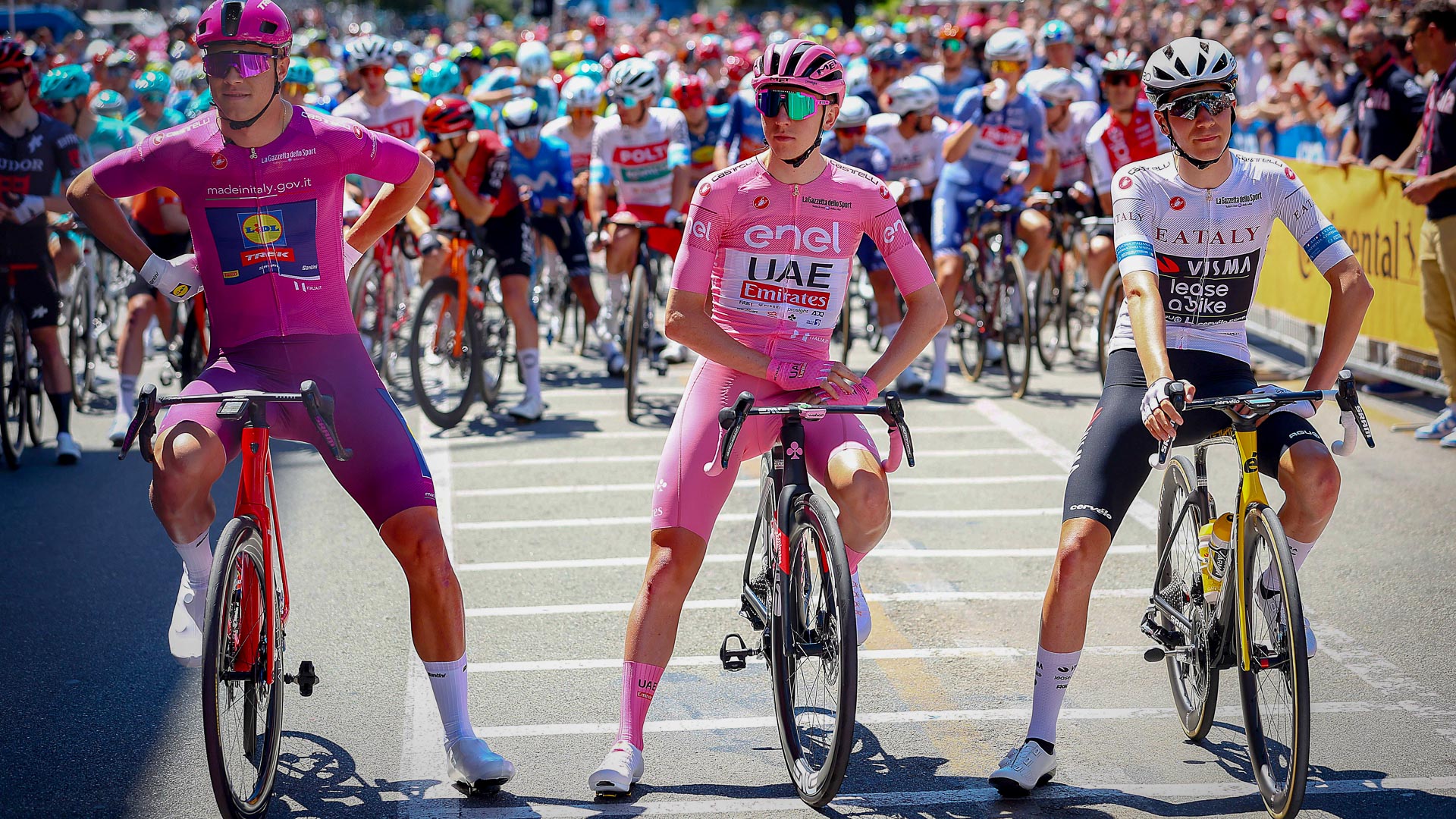 The Giro classification leaders in their jerseys.