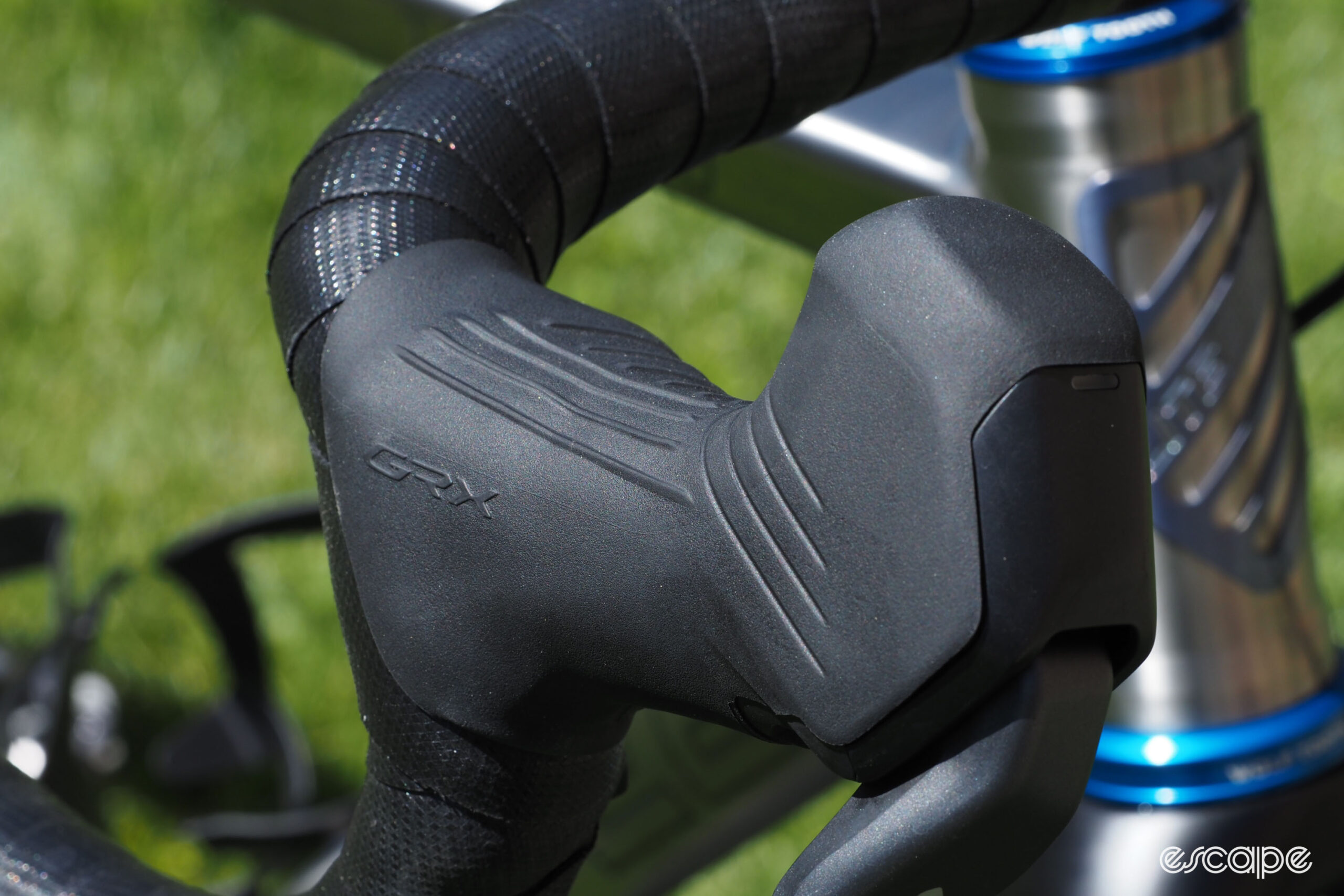 Shimano GRX Di2 RX825 lever hoods