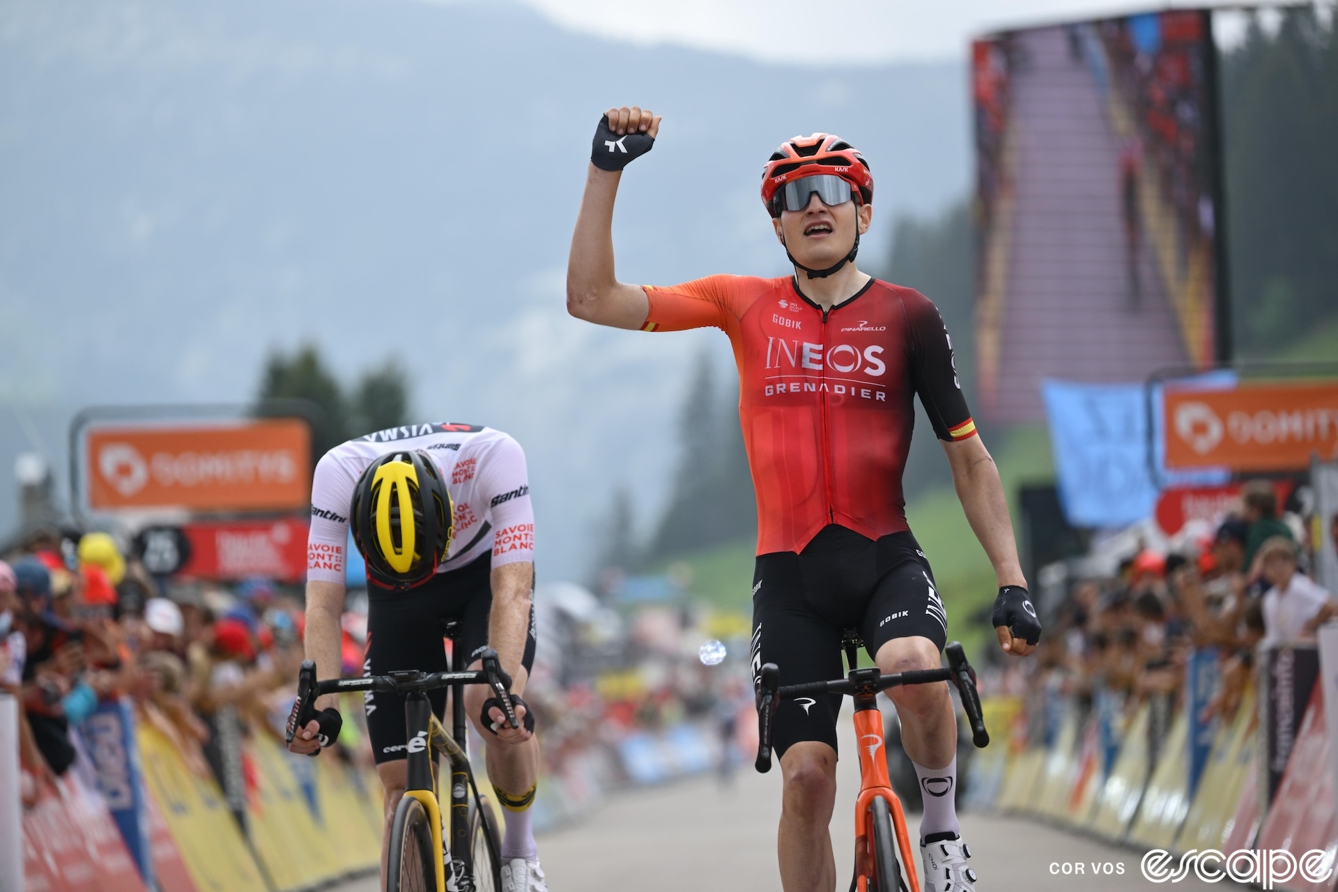 Carlos Rodríguez wins stage 8 of the Critérium du Dauphiné.