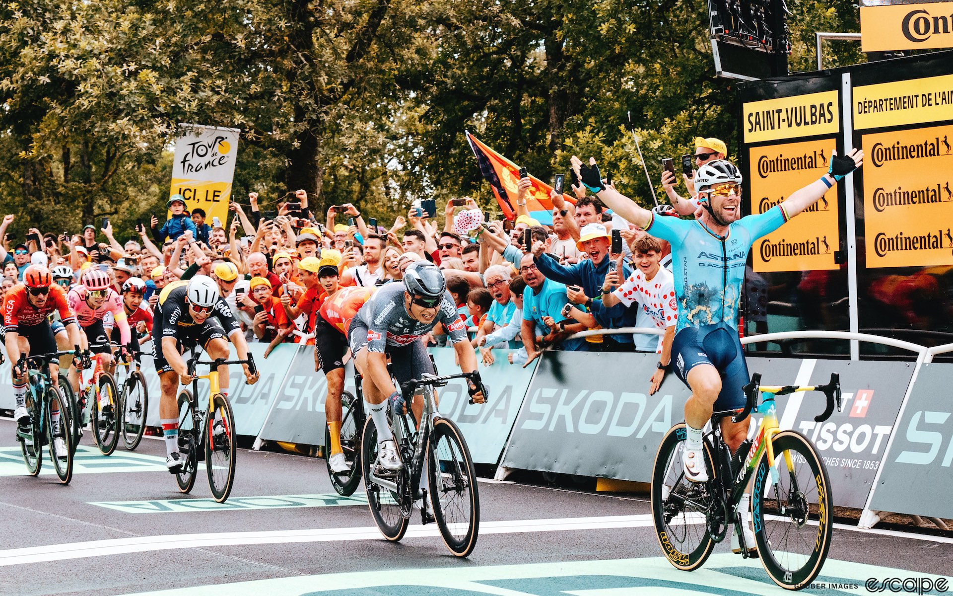 Mark Cavendish wins stage 5 of the Tour de France.