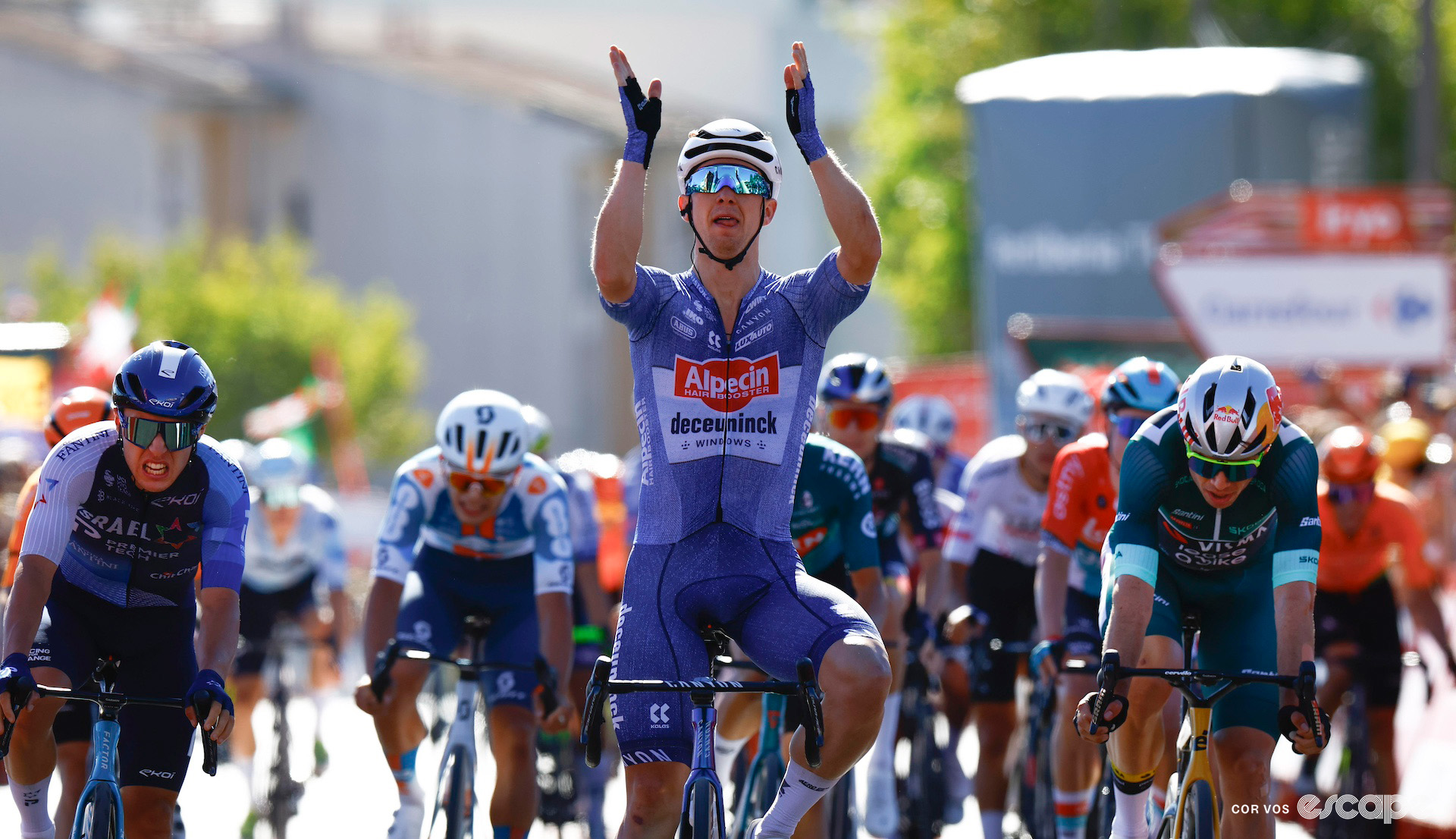 Vuelta stage 2 report: Groves seizes first of few sprint opportunities, as Van Aert settles for red