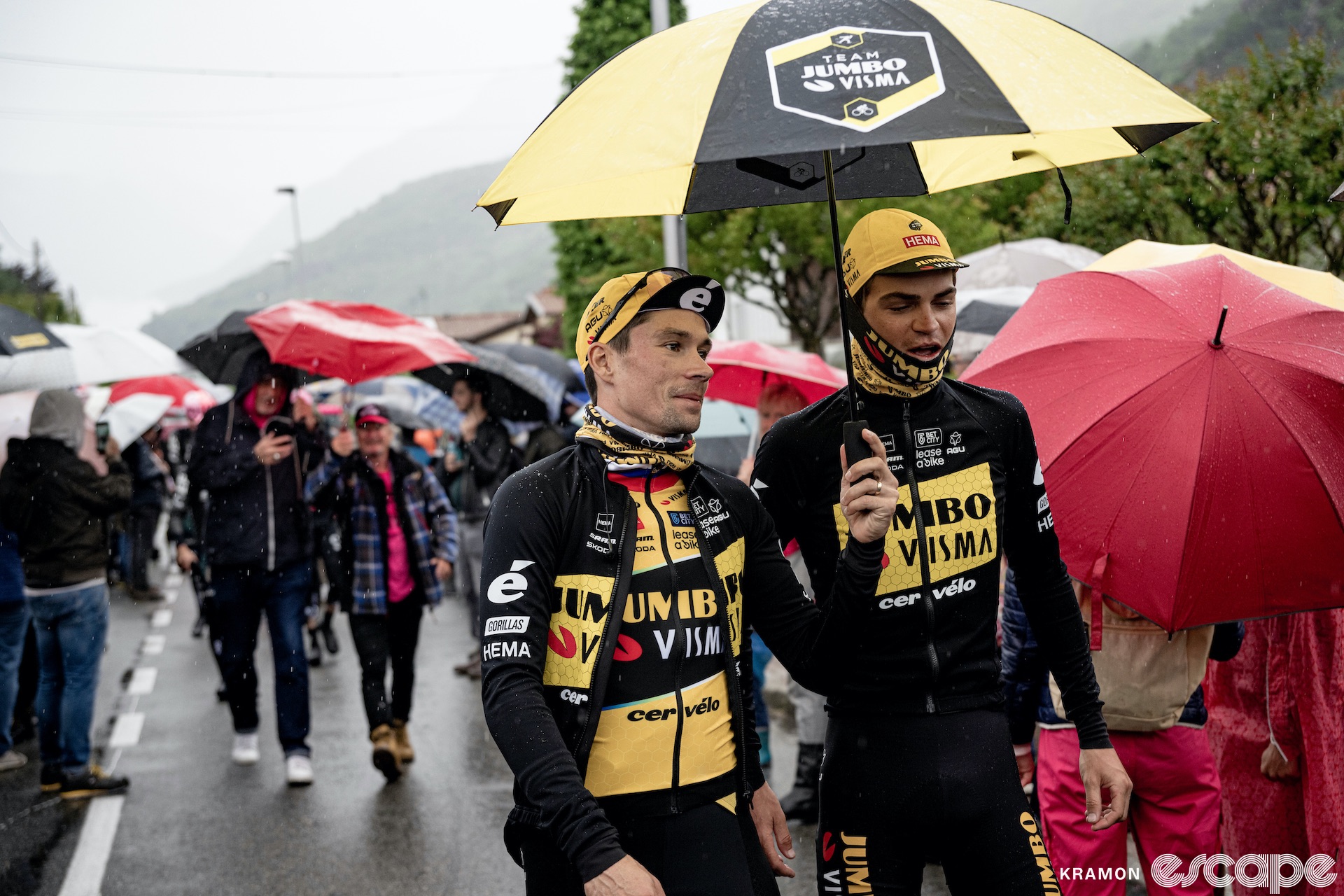 Sepp Kuss and Primož Roglič at the Giro d'Italia.