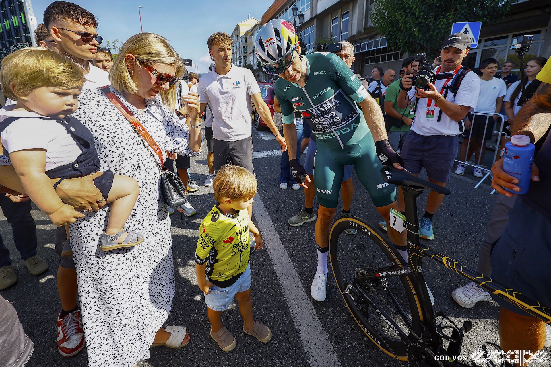 Wout van Aert with his family.