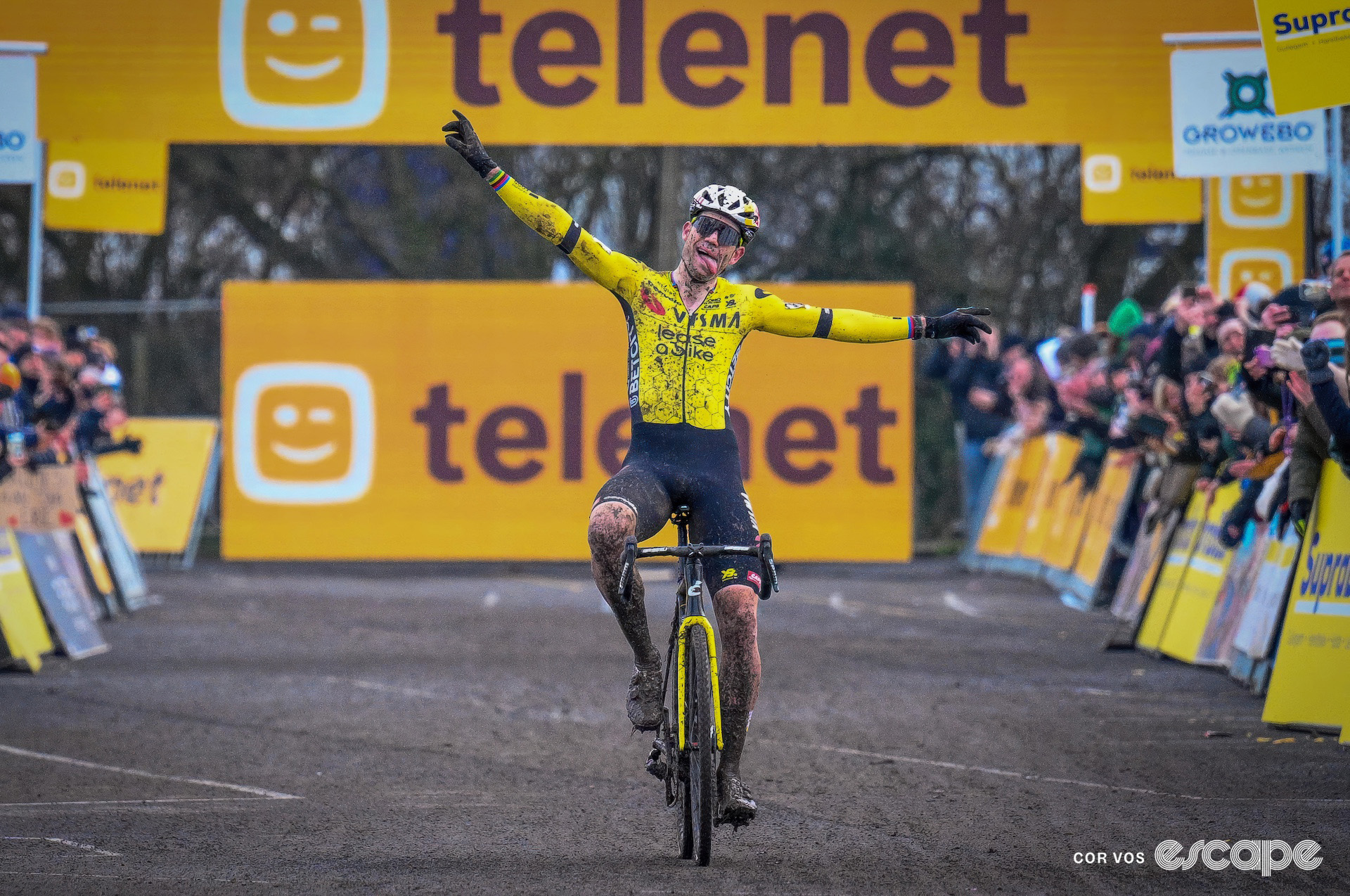 Wout van Aert winning at Gullegem.