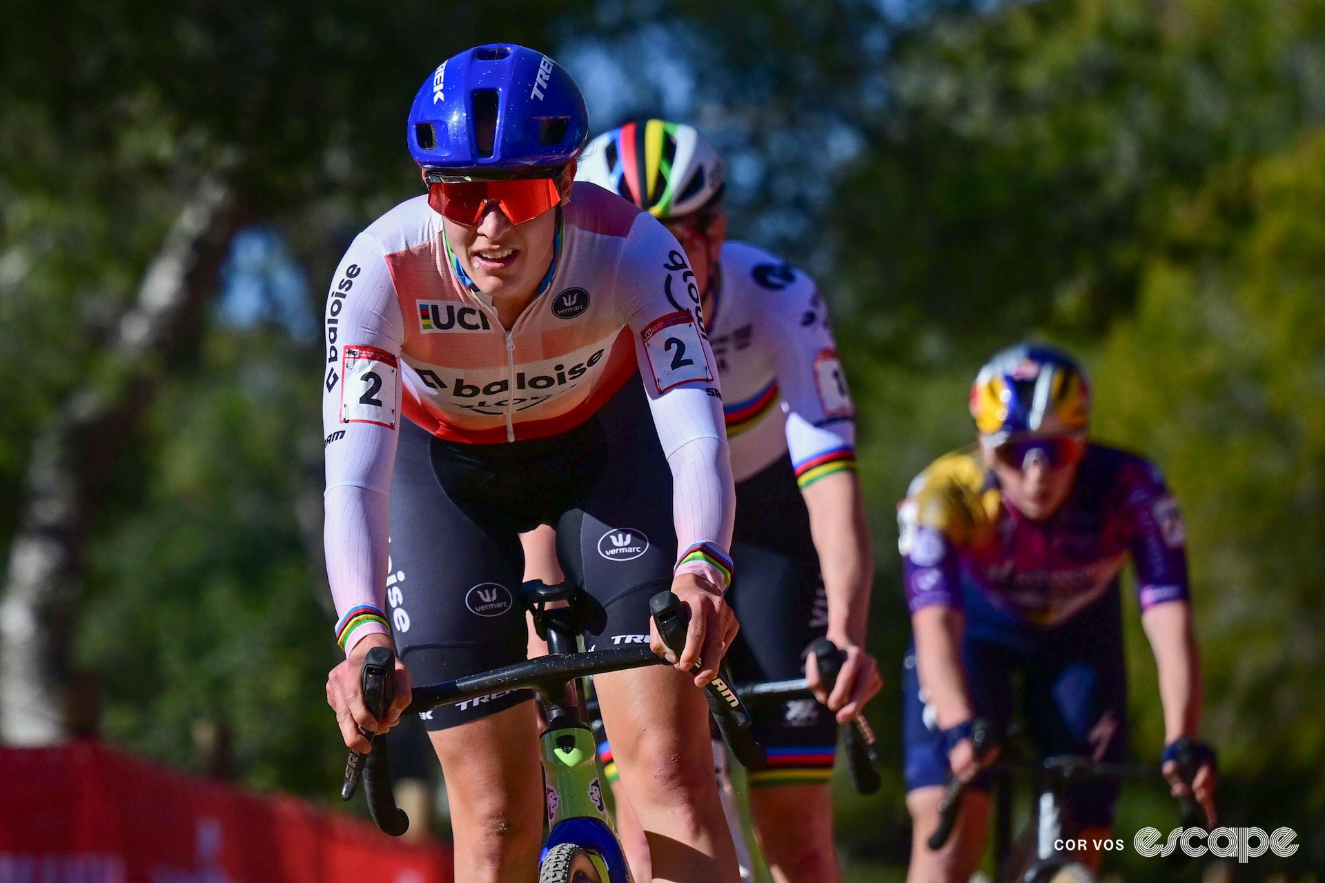 Lucinda Brand in the World Cup leaders jersey during cyclocross World Cup Benidorm.