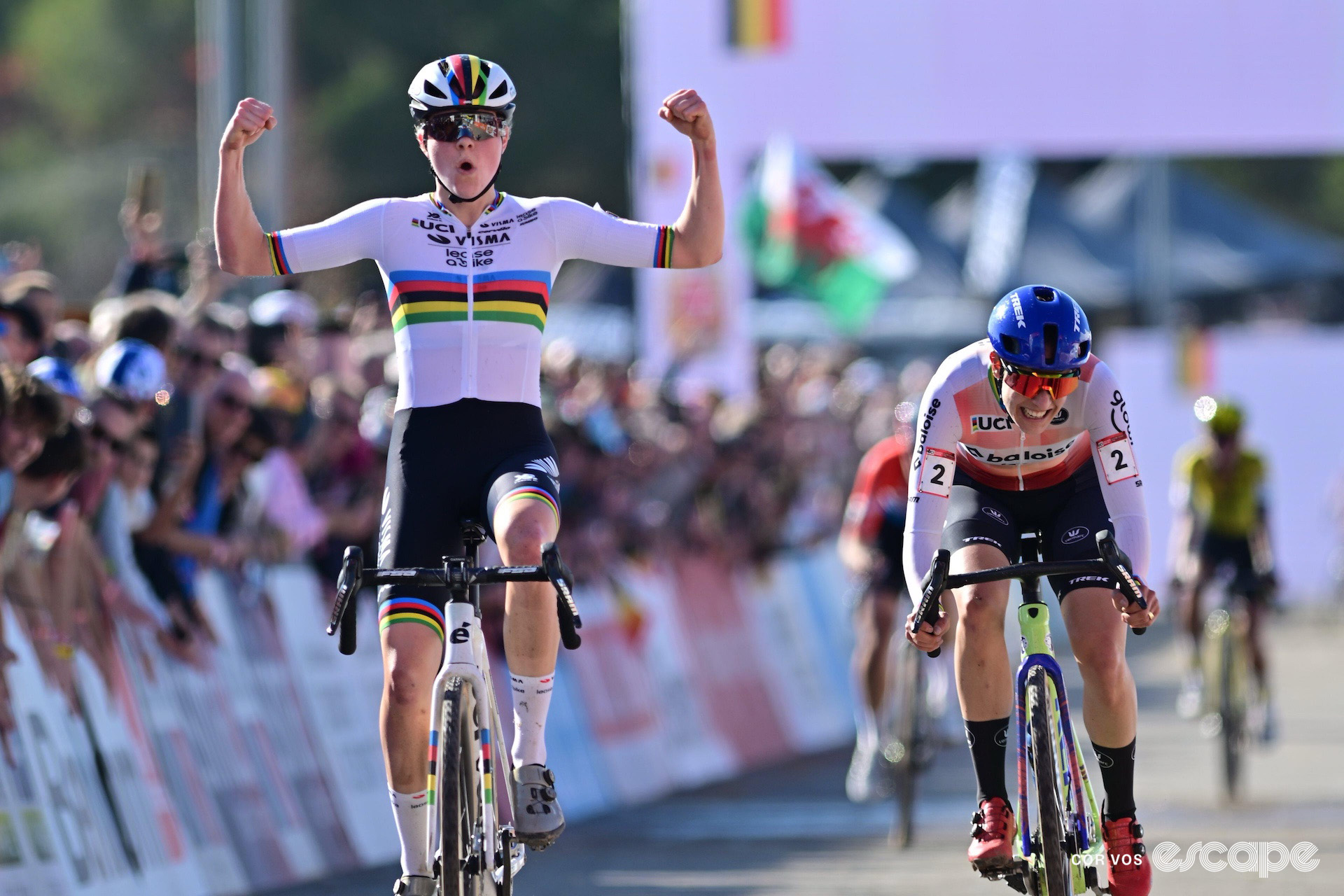 World champion Fem van Empel celebrates victory at cyclocross World Cup Benidorm ahead of World Cup leader Lucinda Brand.