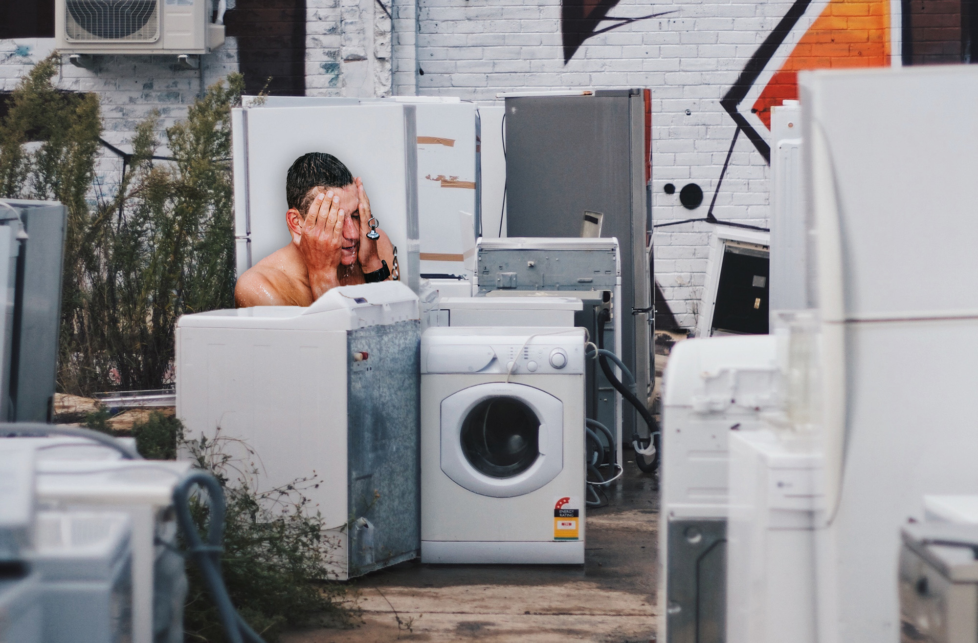 Mathieu van der Poel in the Roubaix showers photoshopped behind washing machines.