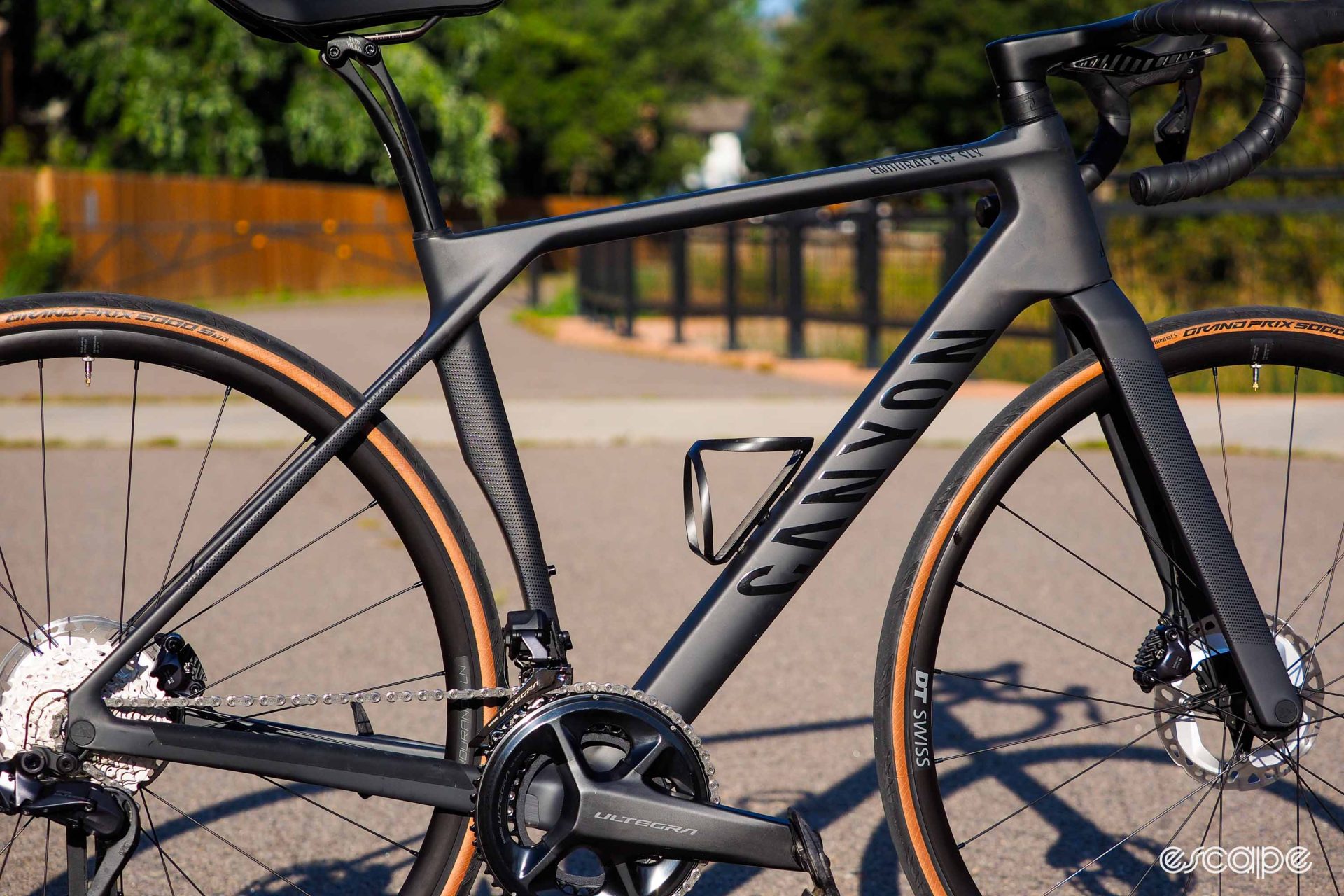 The new Canyon Endurace frame, shown here in black, features updated aerodynamic shaping, in particular on the down tube, which features a truncated aero profile, and the seat tube, with a slight aero shape and an aggressive rear wheel cutout.