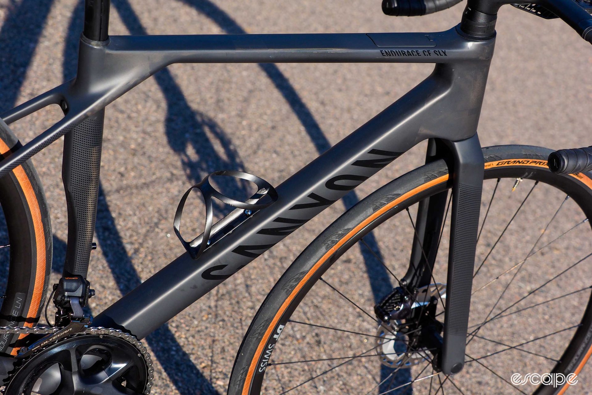 The front triangle of the 2024 Canyon Endurace, showing the truncated aero downtube section more clearly, and the blended seat stays/seat tube/top tube connection. 