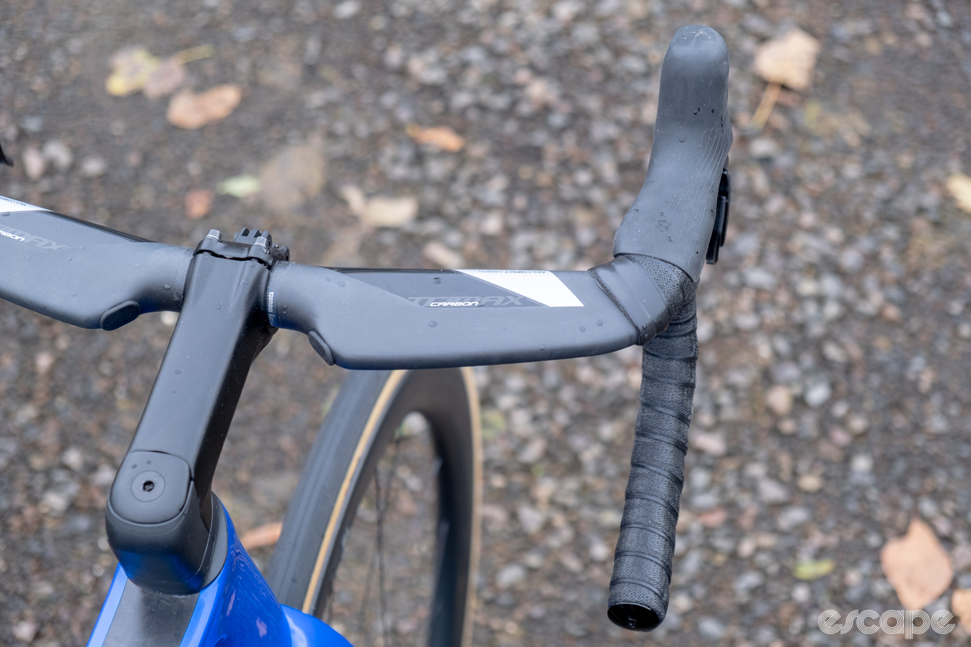 The photo shows the tops of the Vision Trimax Carbon Aero handlebar with the Conceal stem on a new Cannondale SuperSix Evo Hi-Mod 2.