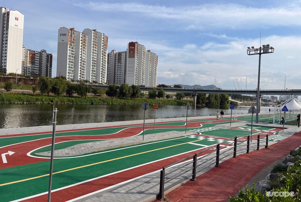 Bike infrastructure alongside the river in Seoul.
