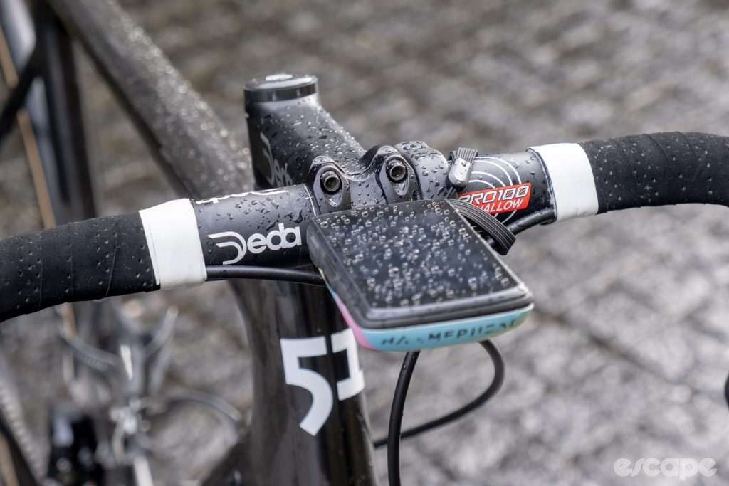 A close-up image of the Deda handlebars and Hammerhead head unit on Yakob Debesay's FiftyOne bike. 