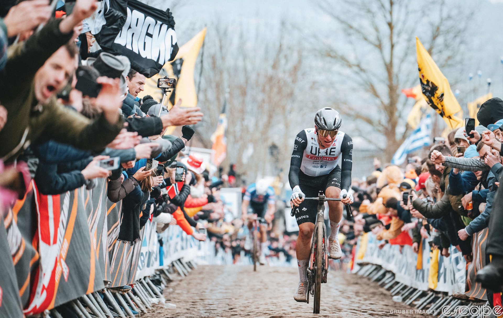Tadej Pogačar goes solo on the Oude Kwaremont to win the 2023 Tour of Flanders.