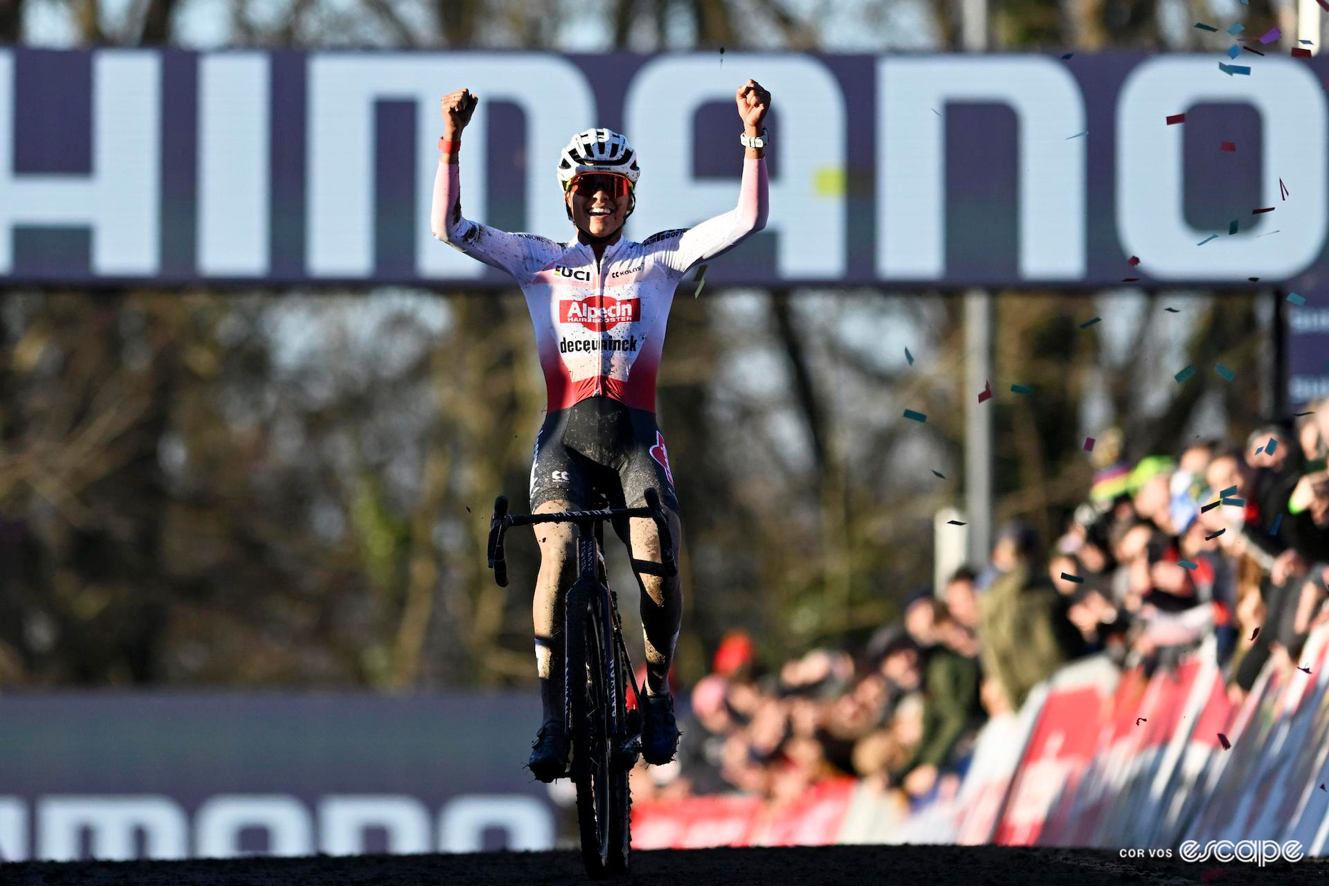 Ceylin del Carmen Alvarado celebrates winning Cyclocross World Cup Namur.