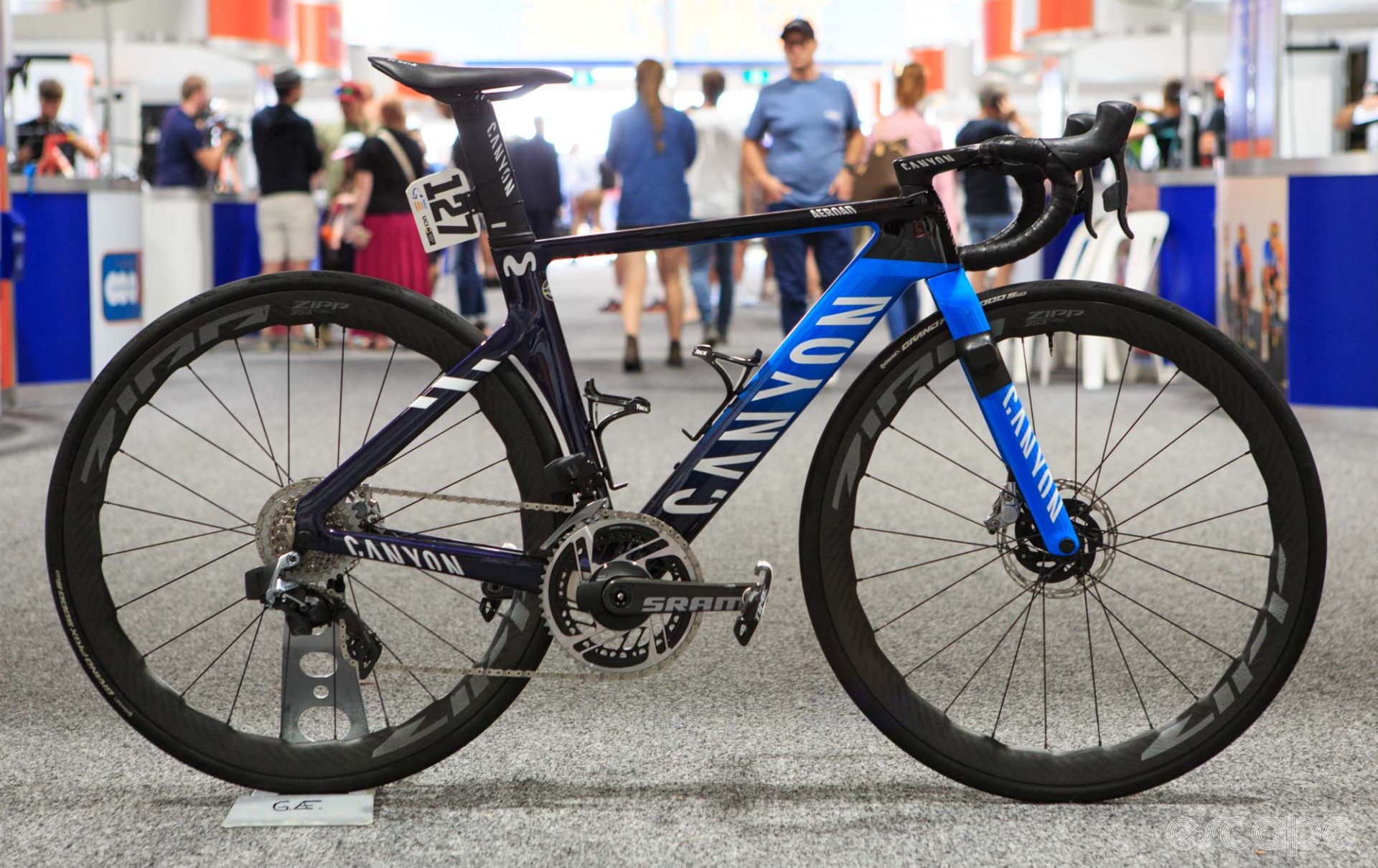 Canyon's Aeroad CFR in Movistar colors.