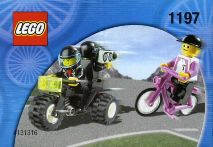 A scan of another Lego box: a cyclist rides behind a motorbike with a cameraman filming the action. 