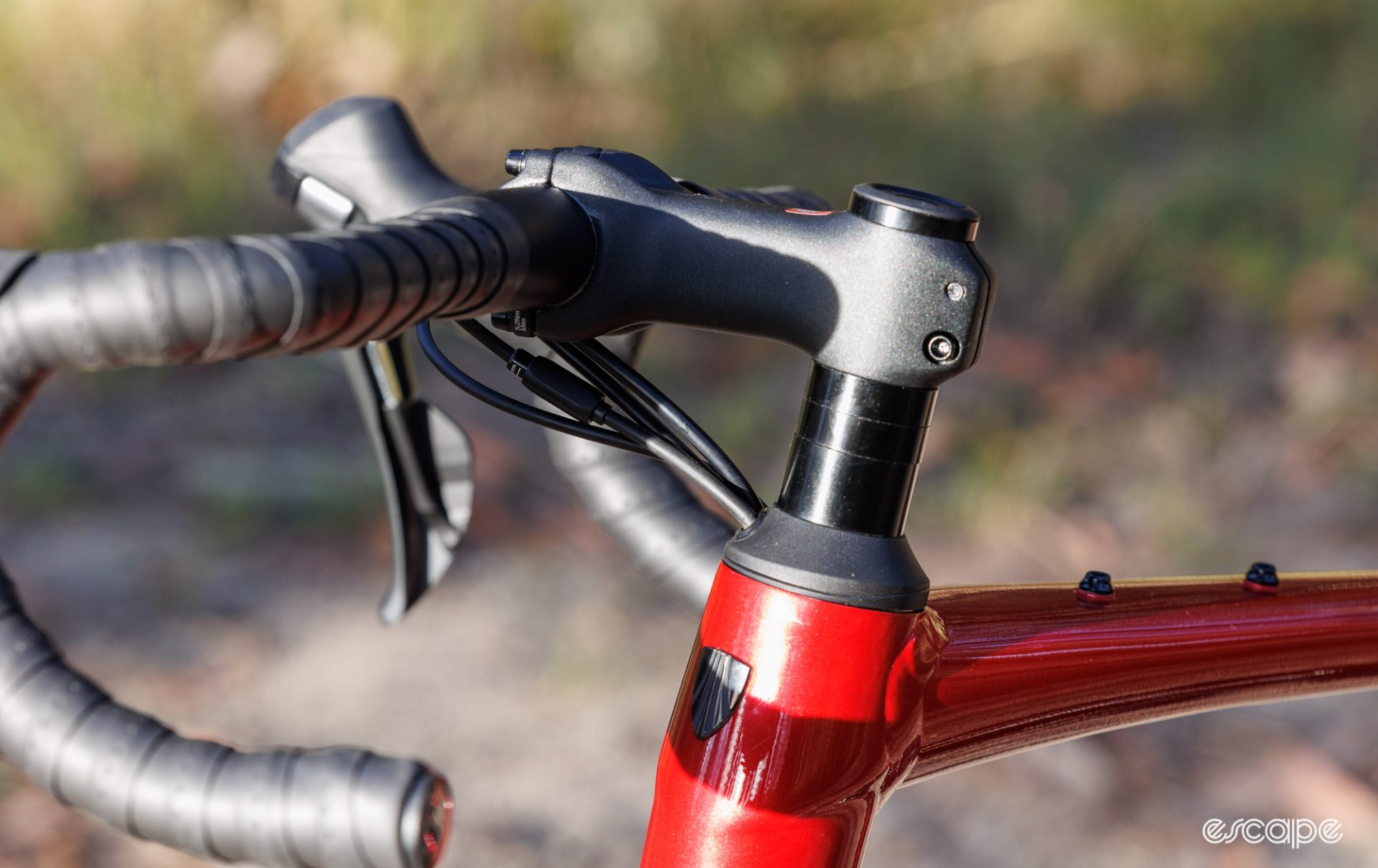 Front of bike, showing a large number of headset spacers. 
