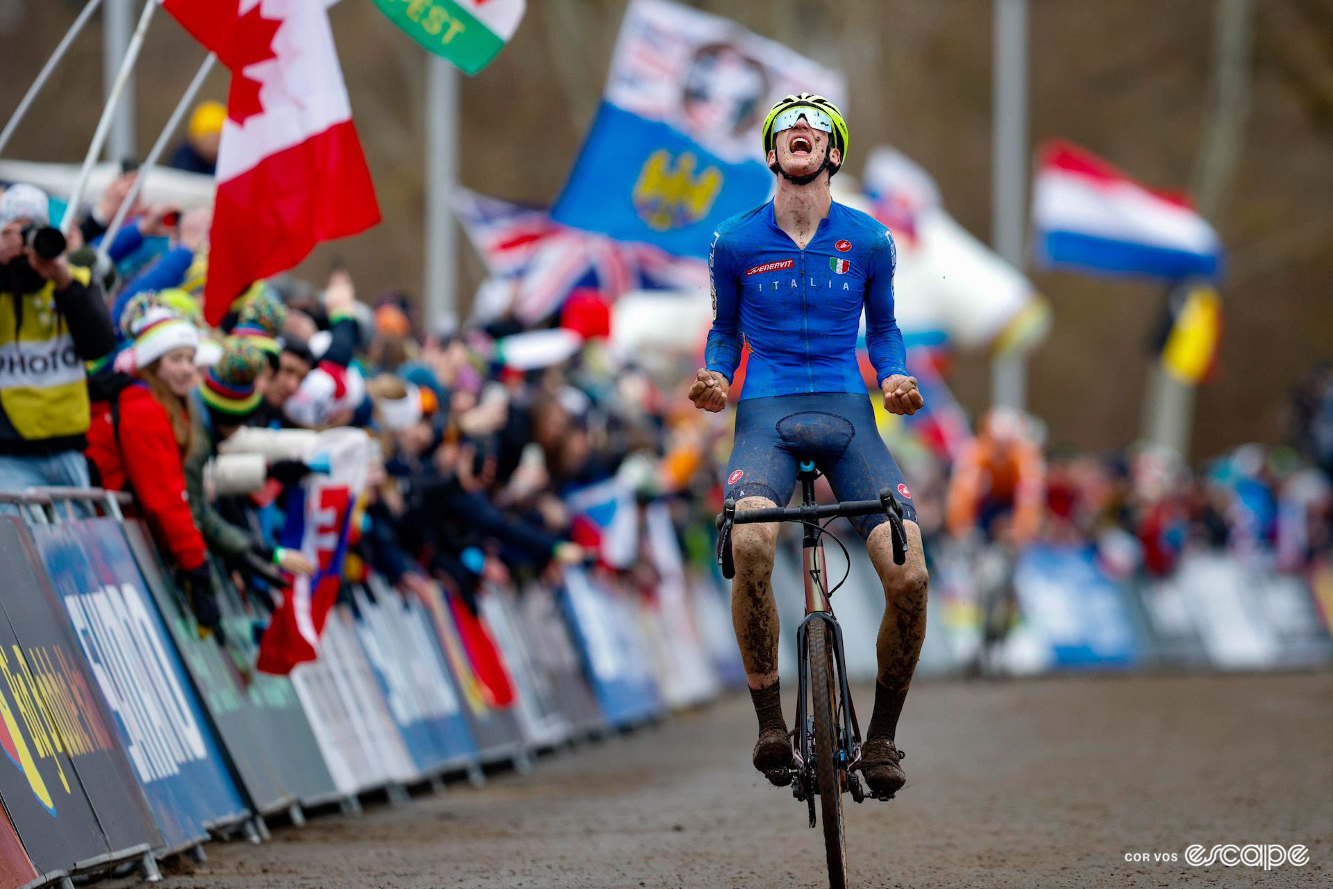 Italian Stefano Viezzi roars in celebration as he wins the junior men's title at the 2024 Cyclocross World Championships in Tábor.
