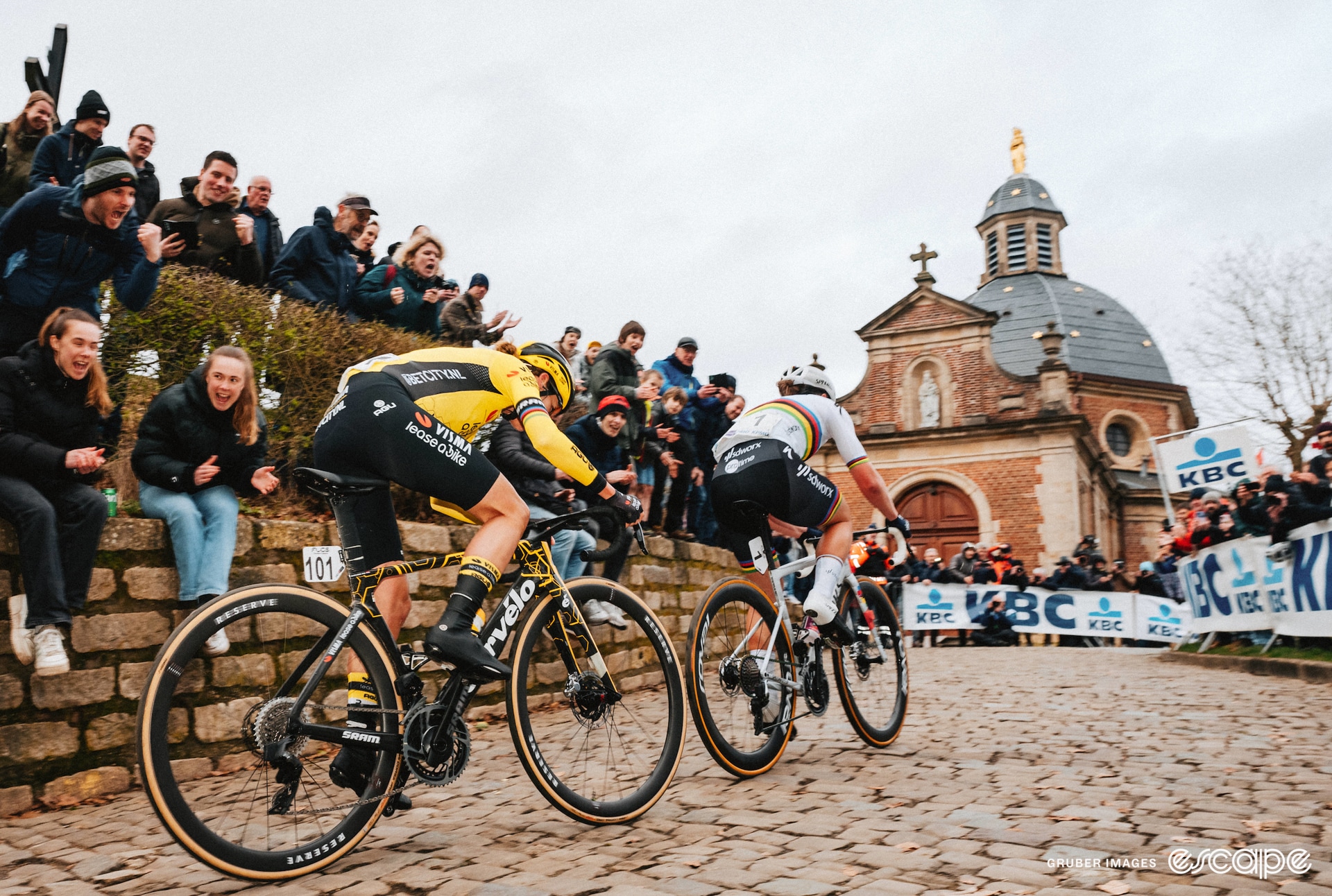 Kopecky leads up the Muur.