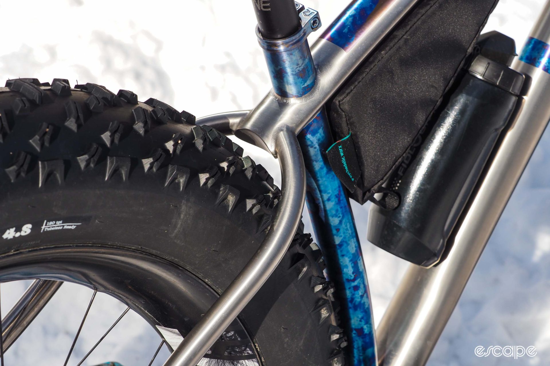 Rise Bikes Grizzly tire clearance at seatstays
