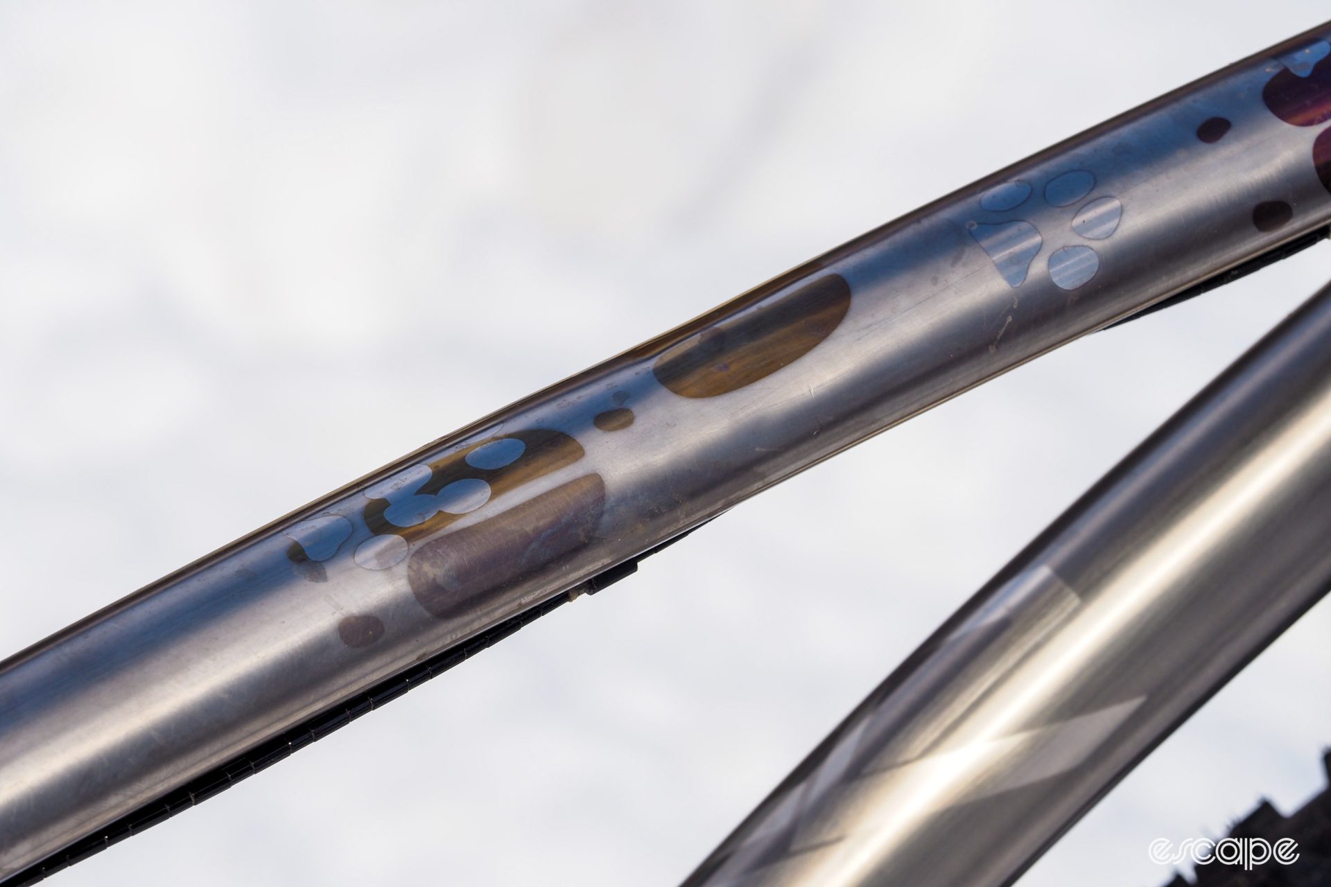 Rise Bikes Grizzly first generation top tube dents