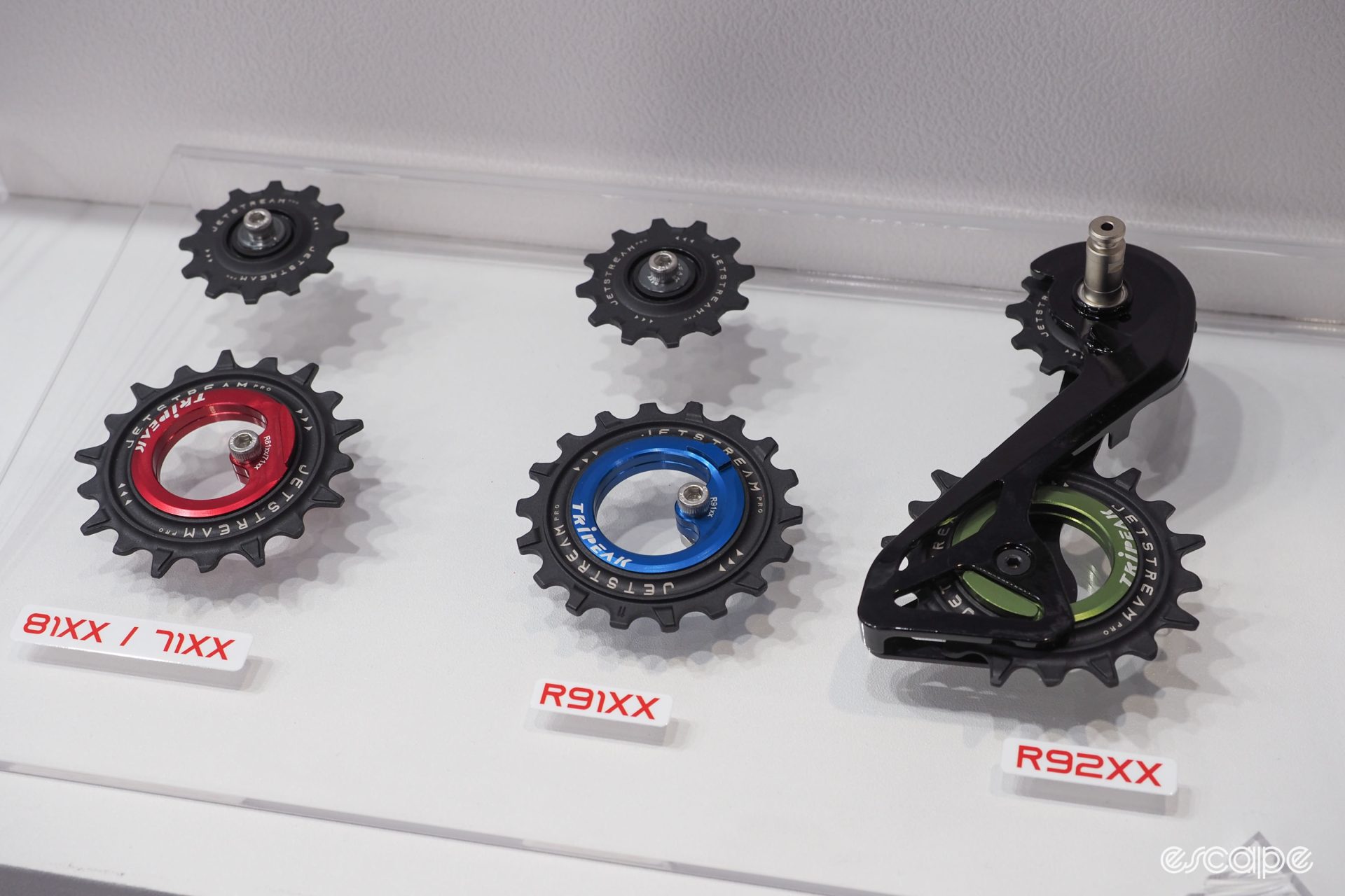 Tripeak oversized rear derailleur pulleys and cages