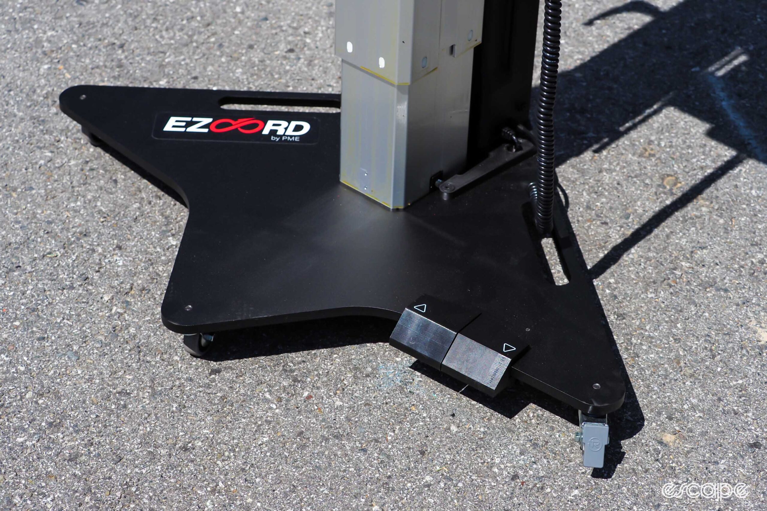 Ezoord repair stand base