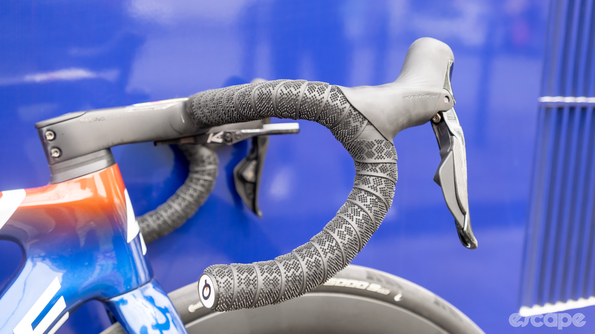 The image shows Grace Brown’s bar tape on her Lapierre Xelius SL.