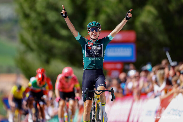 Marianne Vos celebrates stage 7 victory at La Vuelta Feminina.