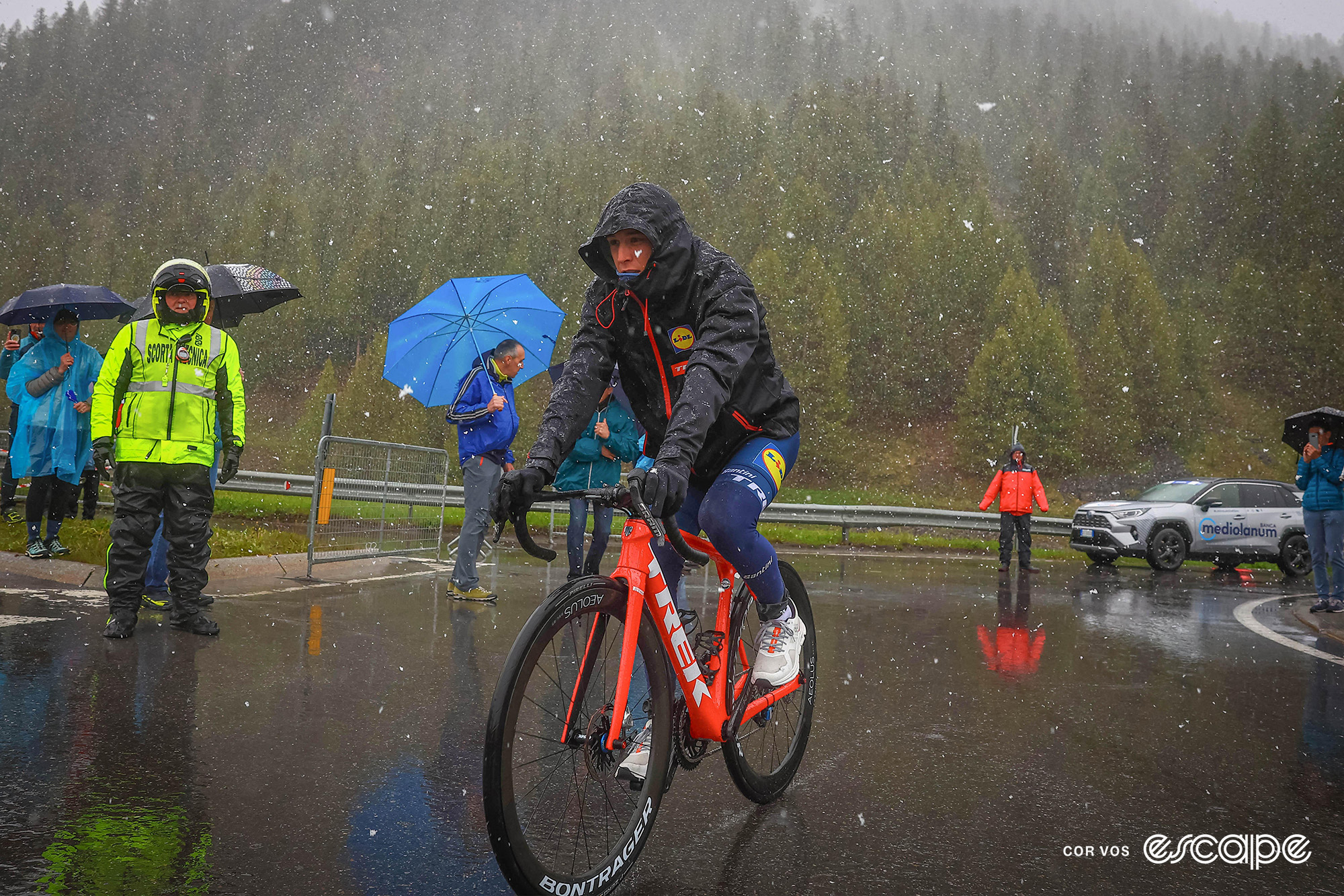 A Lidl-Trek rider at the start of the Giro d'Italia's stage 16.