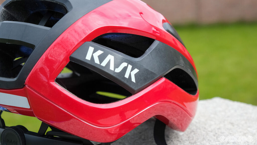 The photo shows a Kask Elemento helmet from the rear