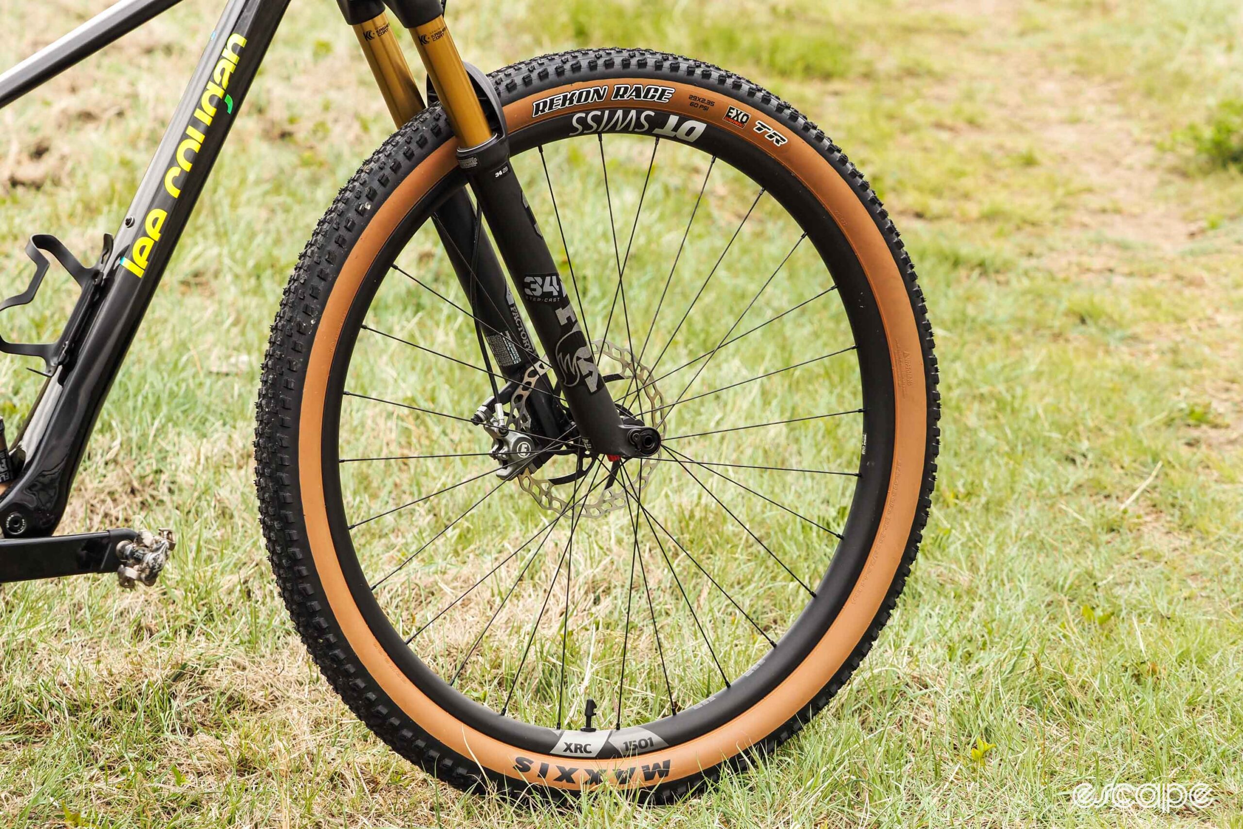 Lee Cougan Crossfire Trail DT Swiss front wheel