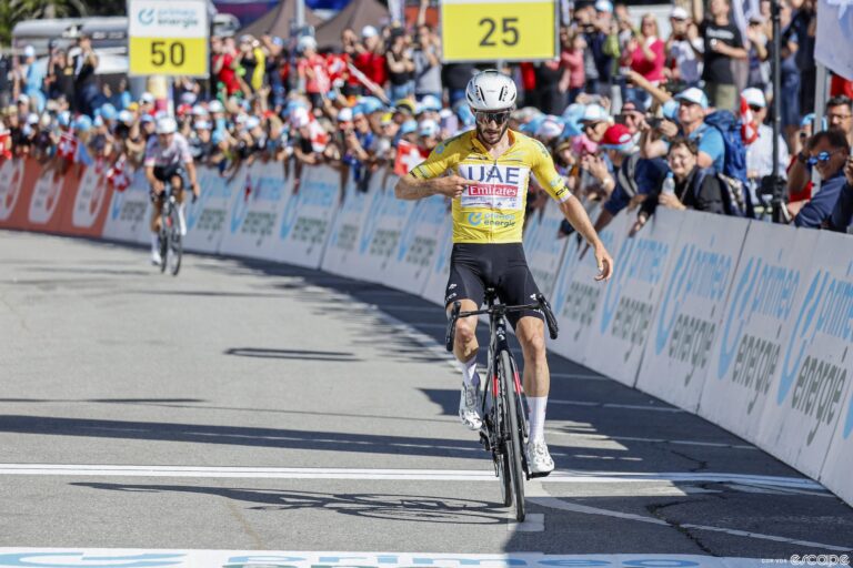 Adam Yates wins stage 5 of the Tour de Suisse.