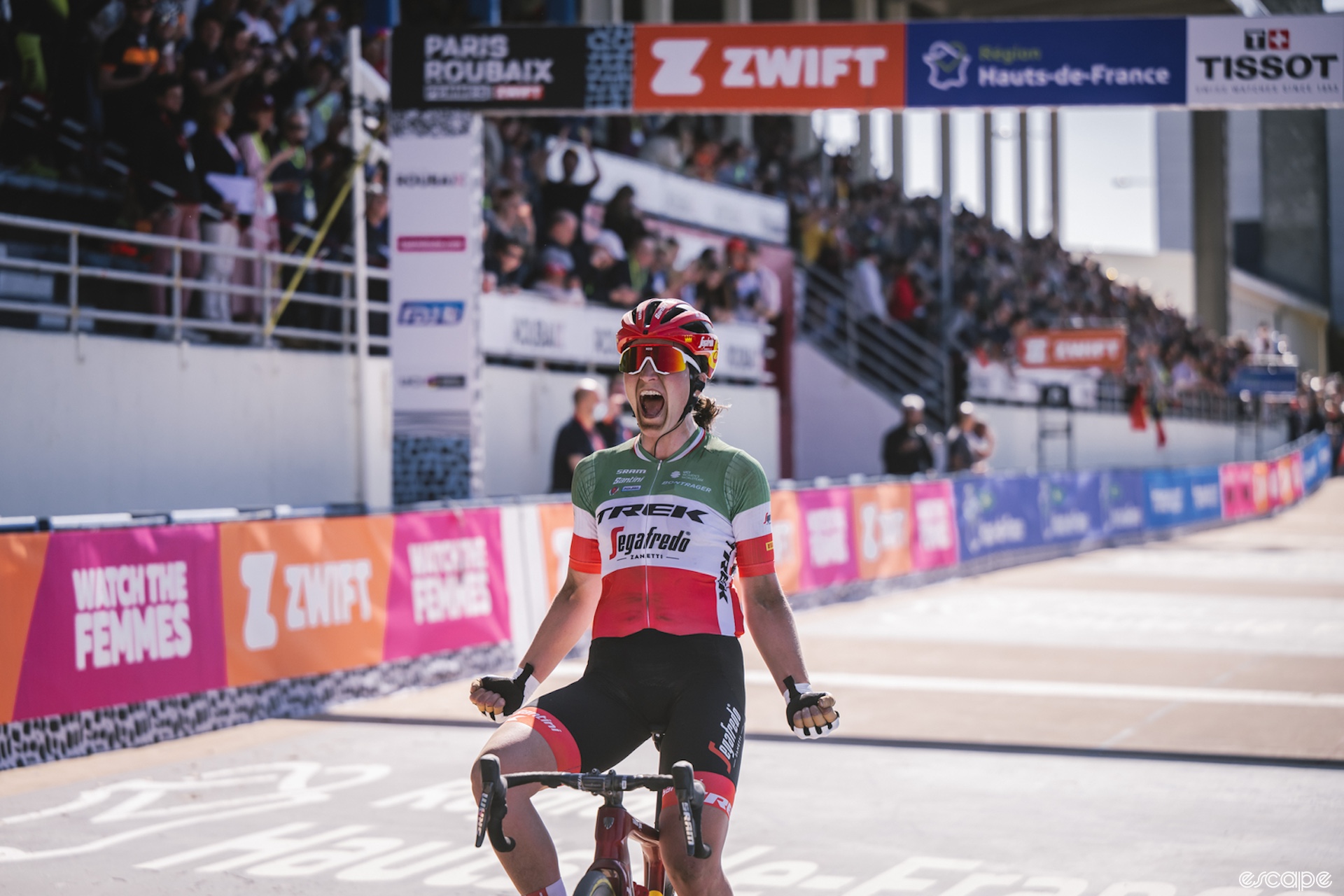 Longo Borghini screams as she wins Paris Roubaix 