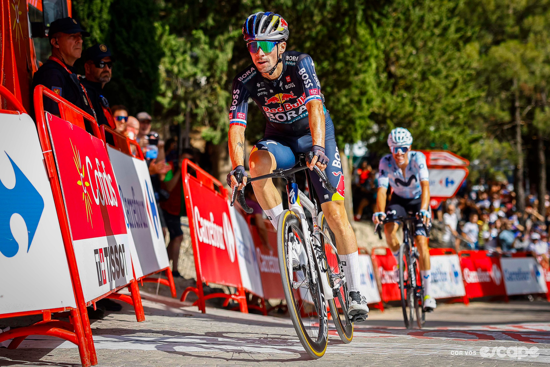 Vuelta stage 8 report Roglič takes the stage and a chunk of time as O